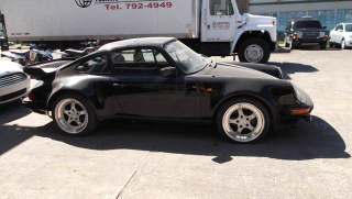 Illustration for article titled Buy a 1983 Porsche 930 Turbo from the Feds